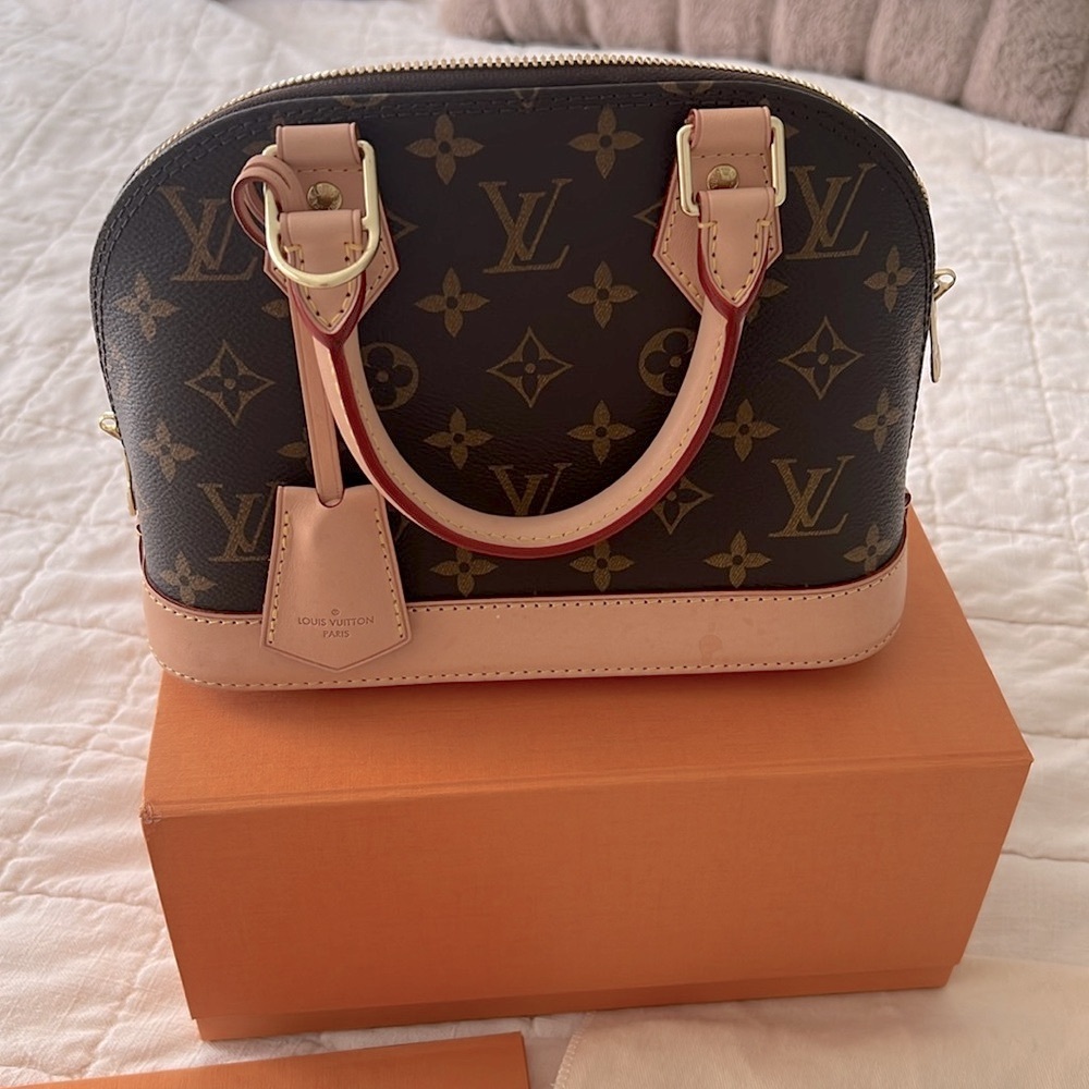 100% Authentic Alma BB in Monogram *Pristine Condition*